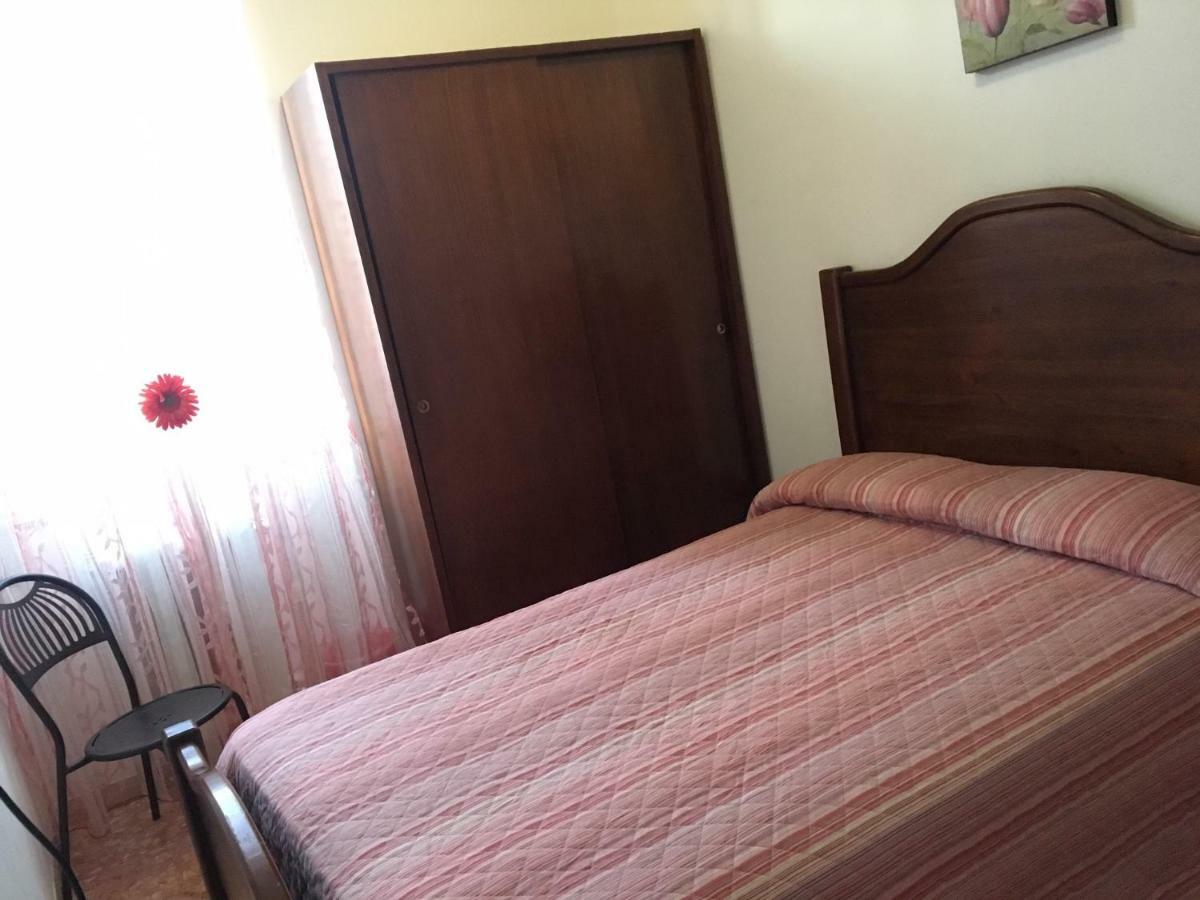 Hotel La Torretta فولينيو المظهر الخارجي الصورة